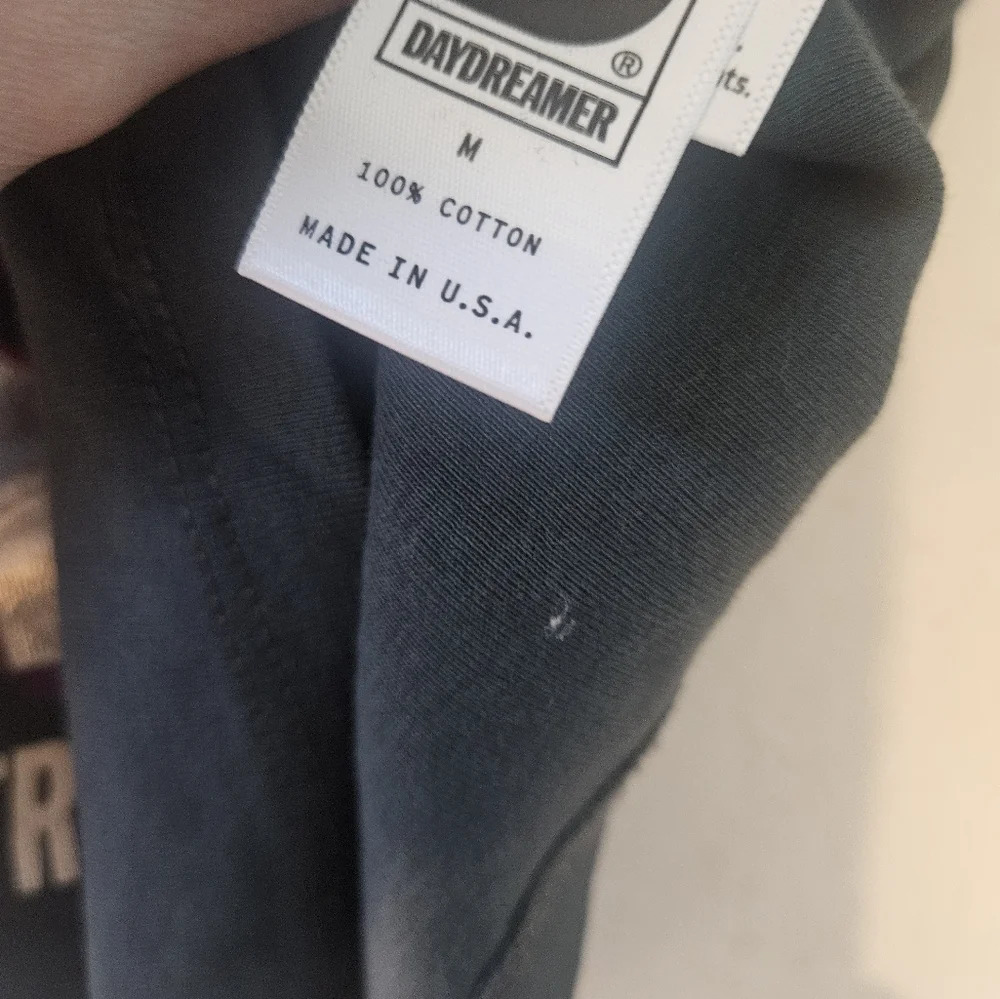 Daydreamer Kiss Destroyer Tour tee - Picture 7 of 11